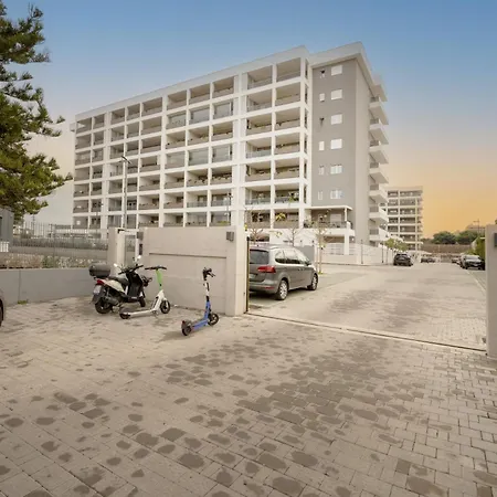 公寓 Urban Penthouse Terrace With Parking