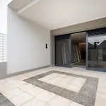 Urban Penthouse Terrace With Parking 아파트 *