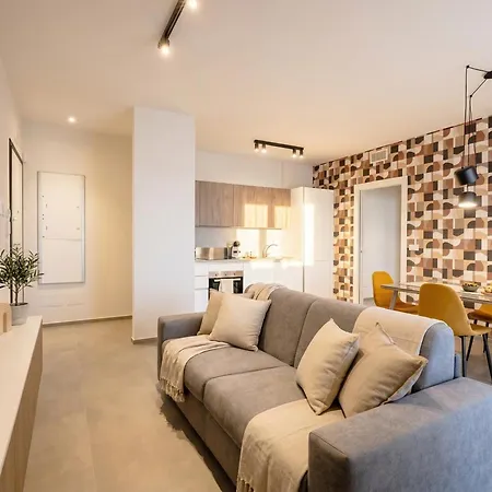 Urban Penthouse Terrace With Parking * Bari