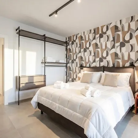 Urban Penthouse Terrace With Parking Bari